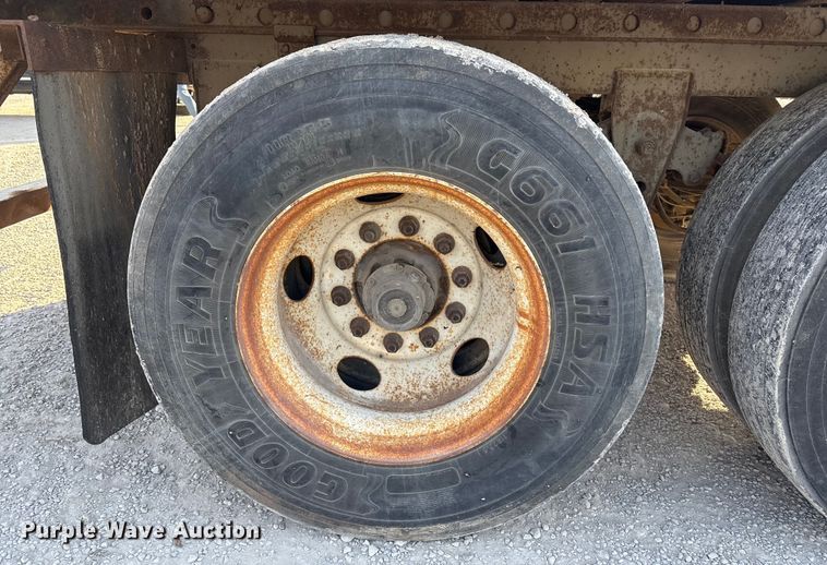 image for item FI0138 2000 Great Dane 7311TJ 32 dry van trailer