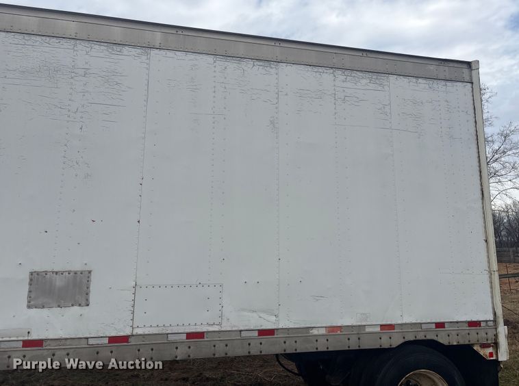 image for item FI0140 1994 Monon MA3-32-SA-28W dry van trailer