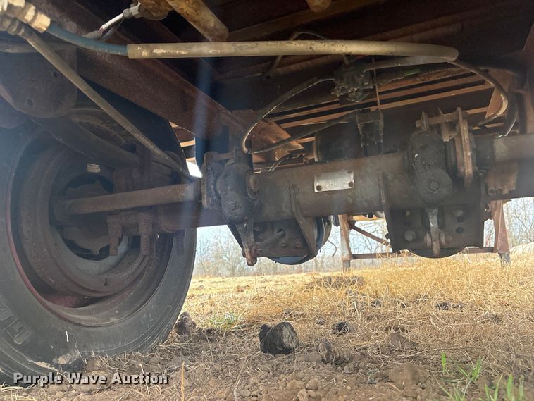 image for item FI0140 1994 Monon MA3-32-SA-28W dry van trailer