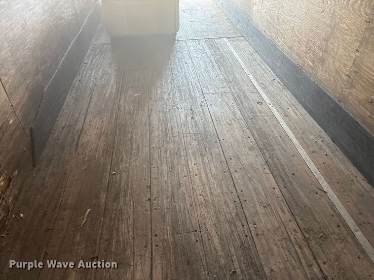 image for item FI0140 1994 Monon MA3-32-SA-28W dry van trailer