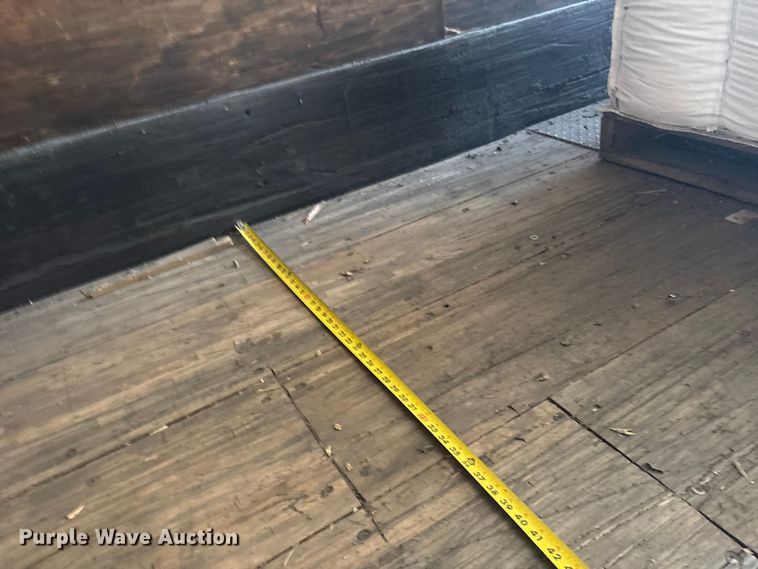 image for item FI0140 1994 Monon MA3-32-SA-28W dry van trailer