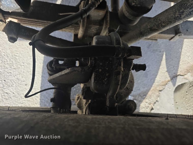 image for item FI0798 2007 International 5900i roll-off container truck