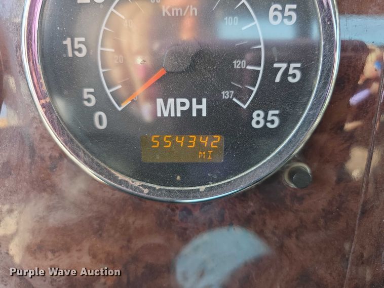 image for item FI0798 2007 International 5900i roll-off container truck