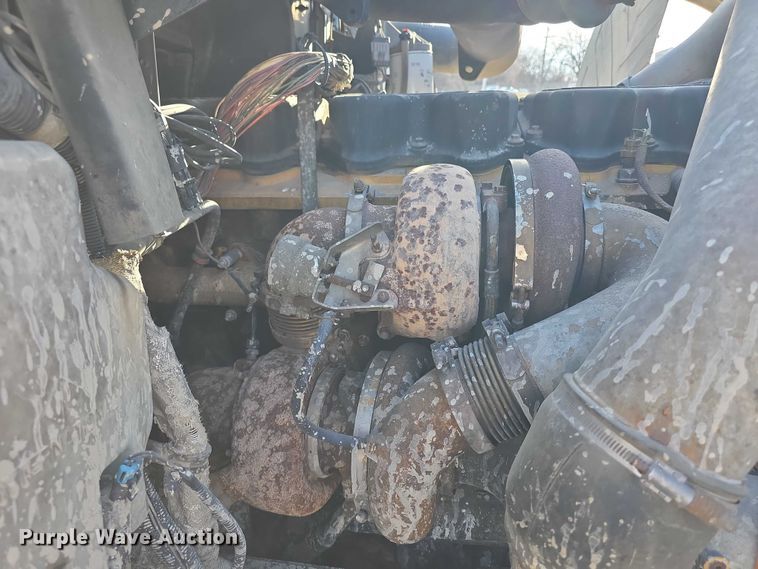 image for item FI0798 2007 International 5900i roll-off container truck