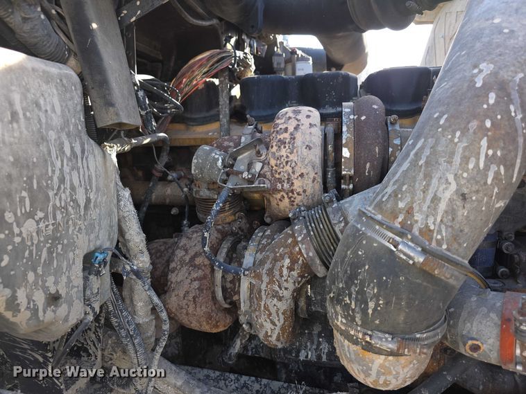 image for item FI0798 2007 International 5900i roll-off container truck