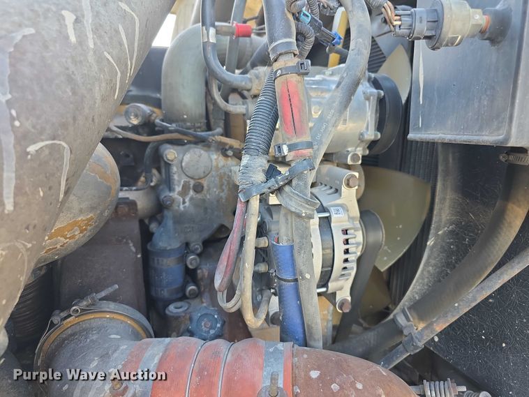 image for item FI0798 2007 International 5900i roll-off container truck