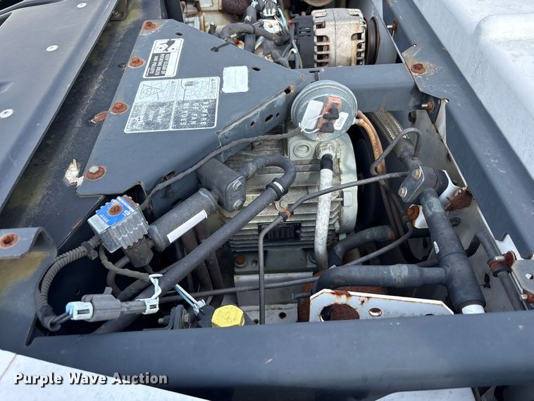 image for item FK1081 2004 International 4300  refrigerated truck