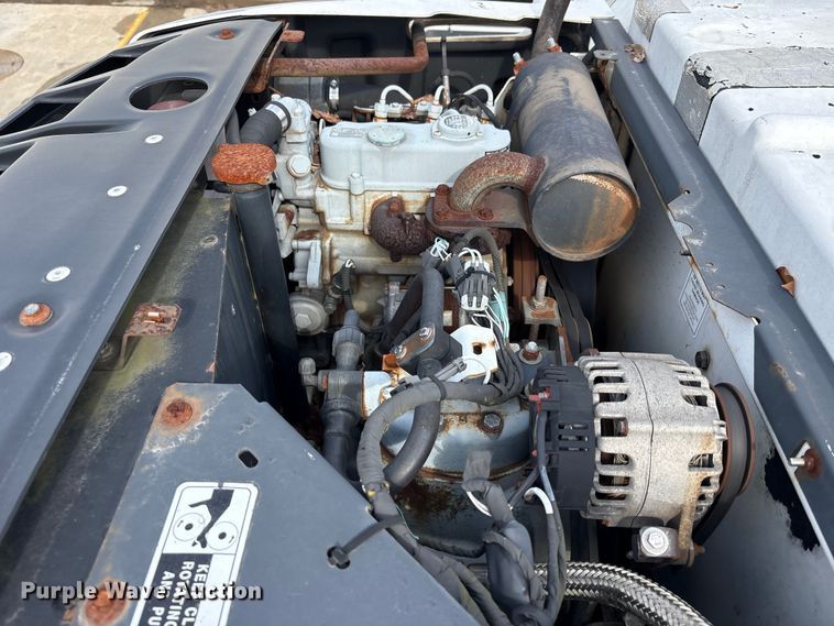 image for item FK1081 2004 International 4300  refrigerated truck