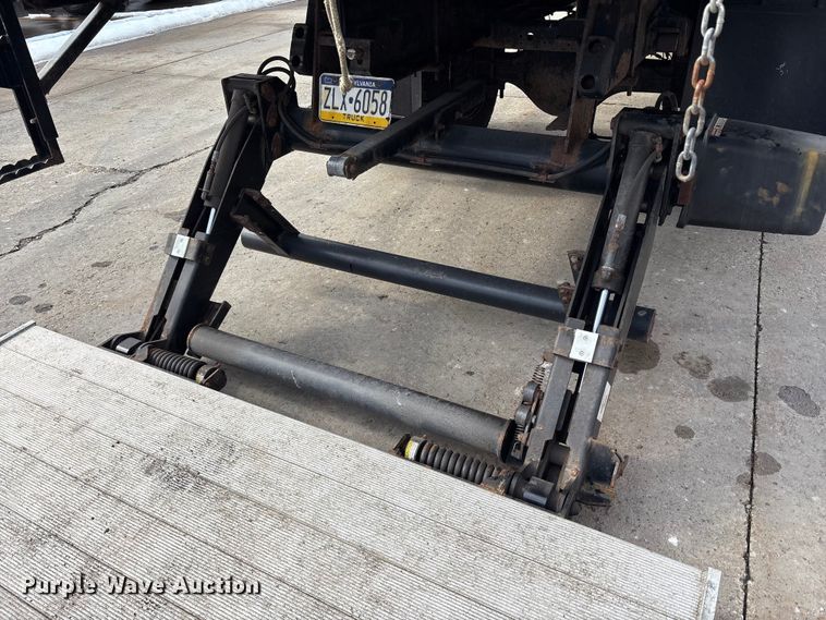 image for item FK1081 2004 International 4300  refrigerated truck