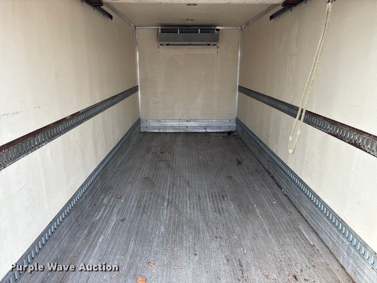 image for item FK1081 2004 International 4300  refrigerated truck