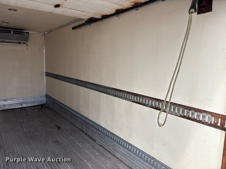 image for item FK1081 2004 International 4300  refrigerated truck