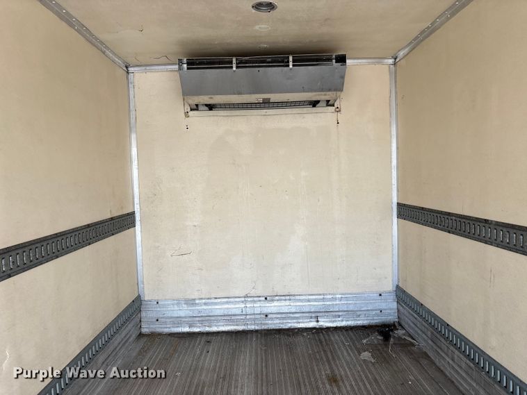 image for item FK1081 2004 International 4300  refrigerated truck