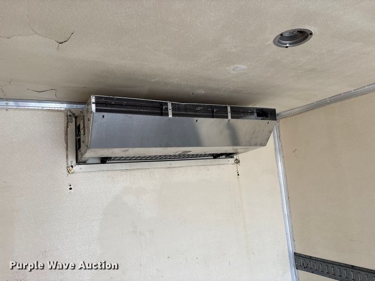 image for item FK1081 2004 International 4300  refrigerated truck