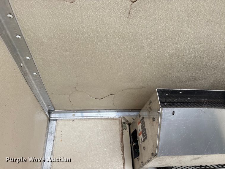 image for item FK1081 2004 International 4300  refrigerated truck