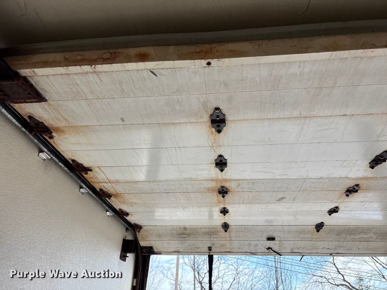 image for item FK1081 2004 International 4300  refrigerated truck