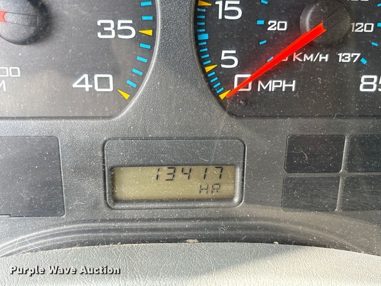 image for item FK1081 2004 International 4300  refrigerated truck