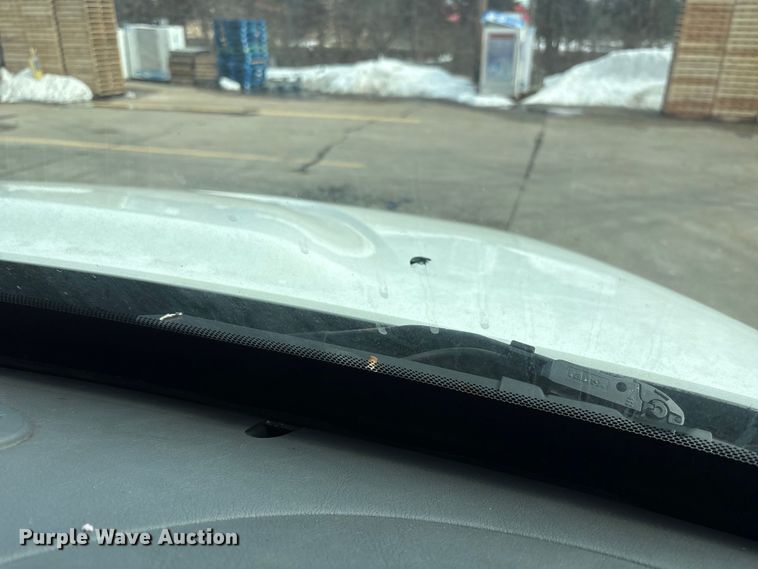 image for item FK1081 2004 International 4300  refrigerated truck