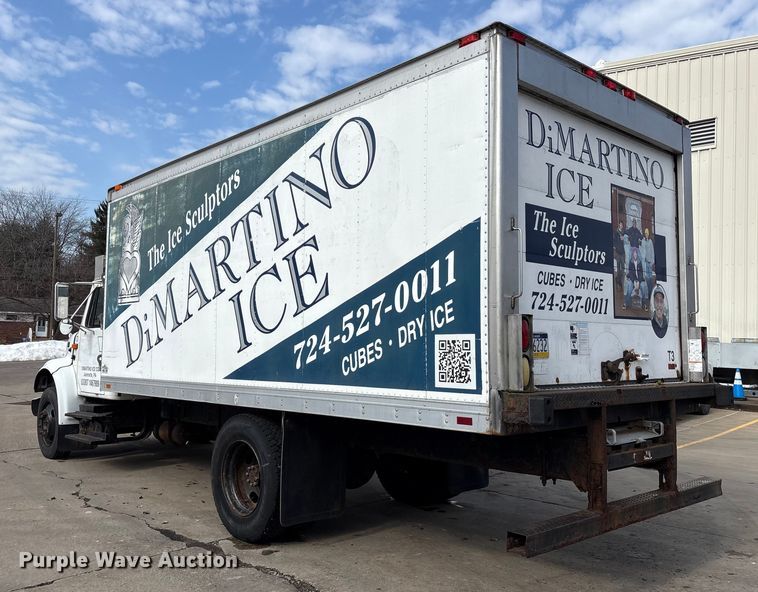 image for item FK1082 2001 International 4700 refrigerated truck