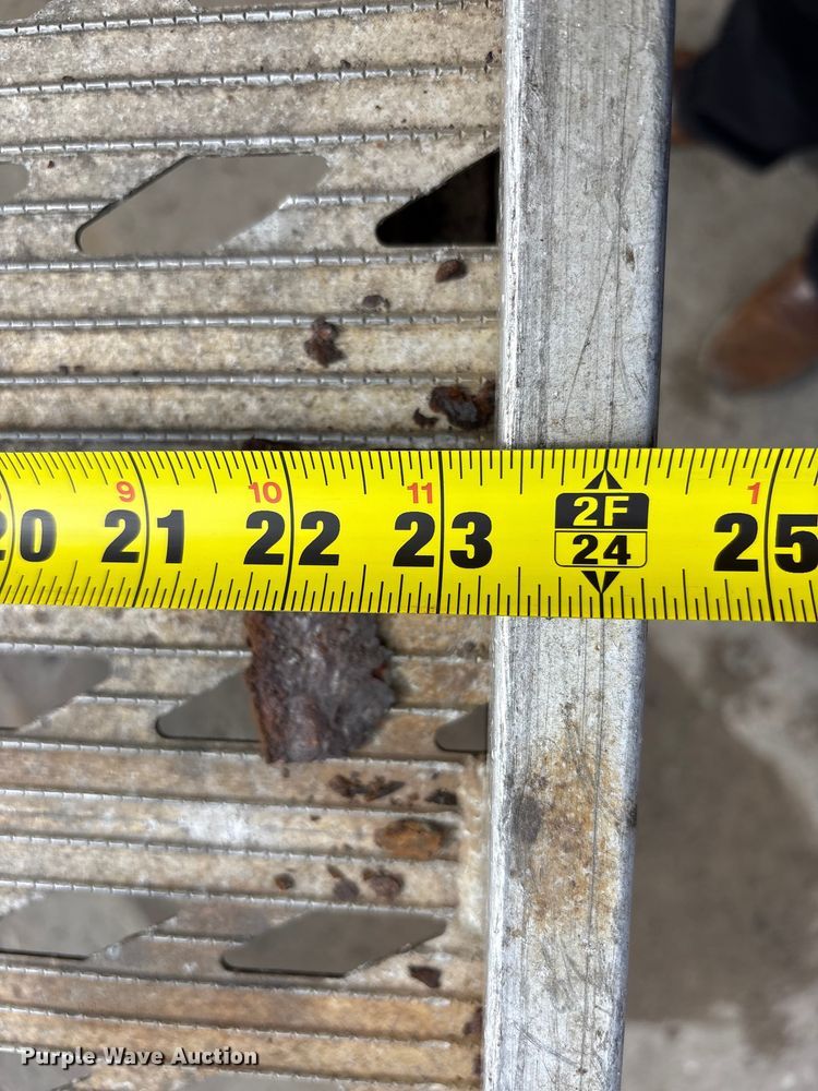 image for item FK1082 2001 International 4700 refrigerated truck