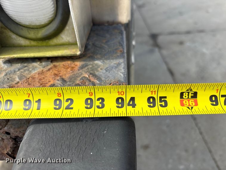 image for item FK1082 2001 International 4700 refrigerated truck