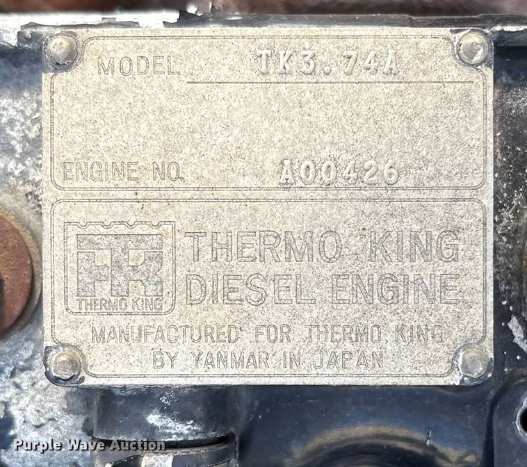 image for item FK1082 2001 International 4700 refrigerated truck