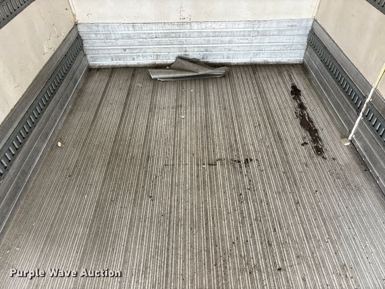 image for item FK1082 2001 International 4700 refrigerated truck