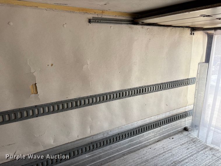 image for item FK1082 2001 International 4700 refrigerated truck