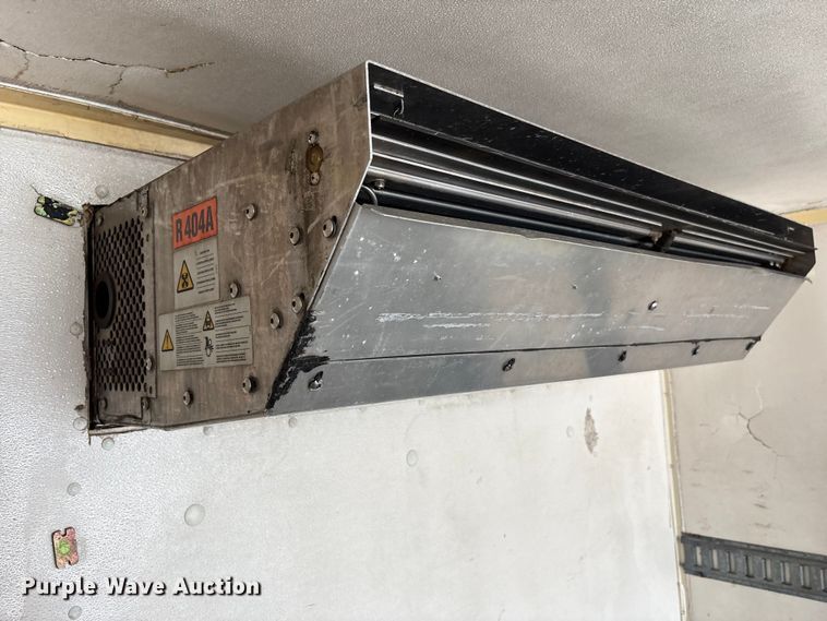 image for item FK1082 2001 International 4700 refrigerated truck