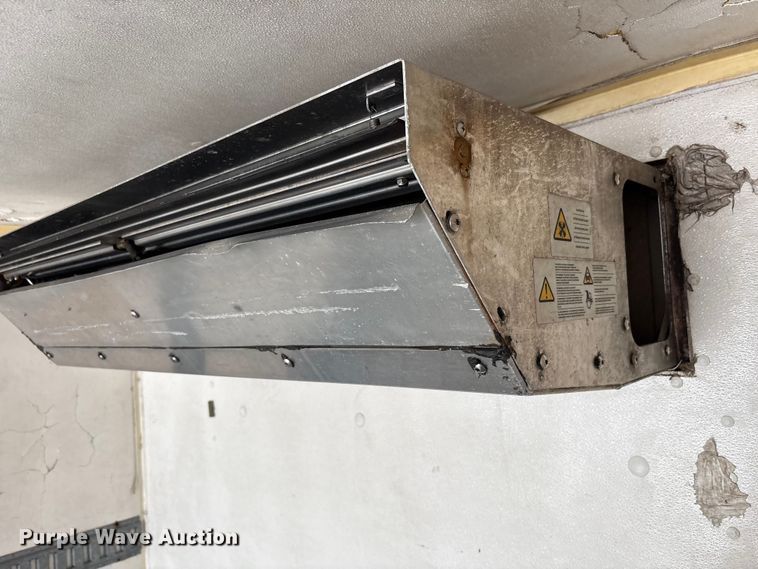 image for item FK1082 2001 International 4700 refrigerated truck