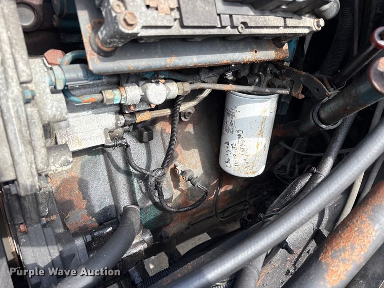 image for item FK1082 2001 International 4700 refrigerated truck