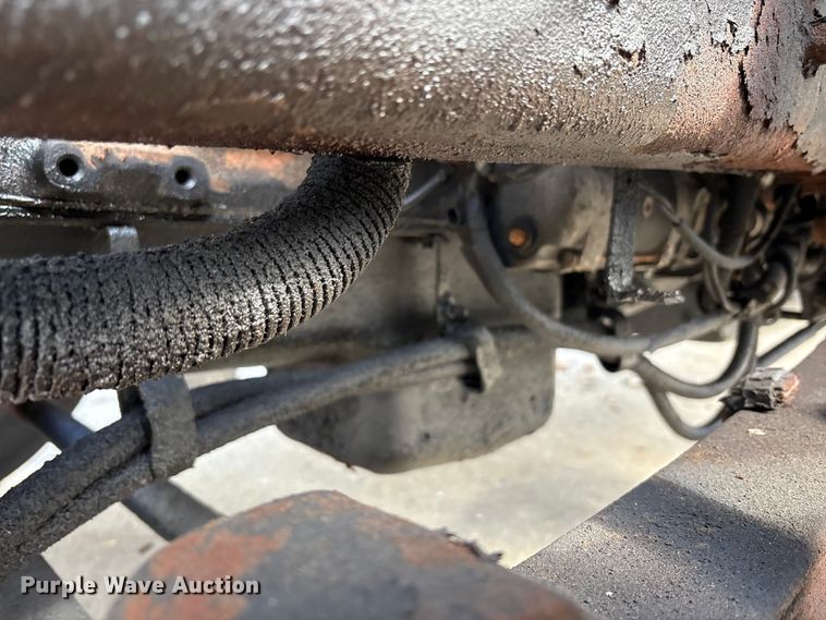 image for item FK1082 2001 International 4700 refrigerated truck