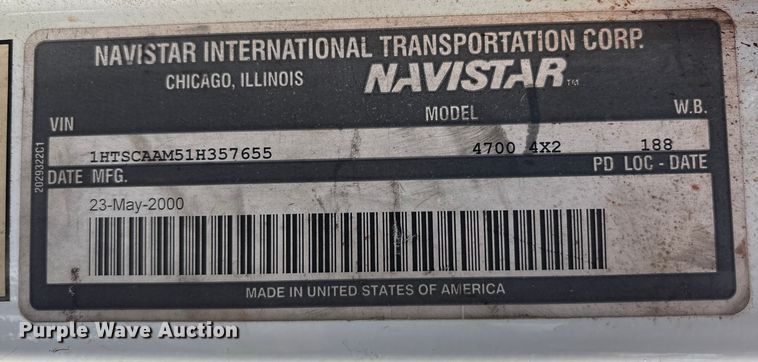 image for item FK1082 2001 International 4700 refrigerated truck