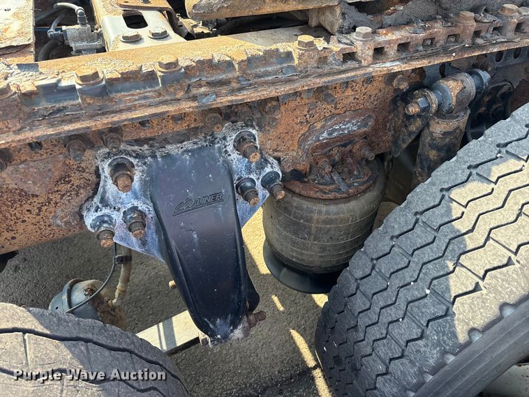 image for item FK1181 2012 Freightliner Cascadia semi truck