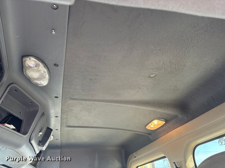 image for item FK1181 2012 Freightliner Cascadia semi truck