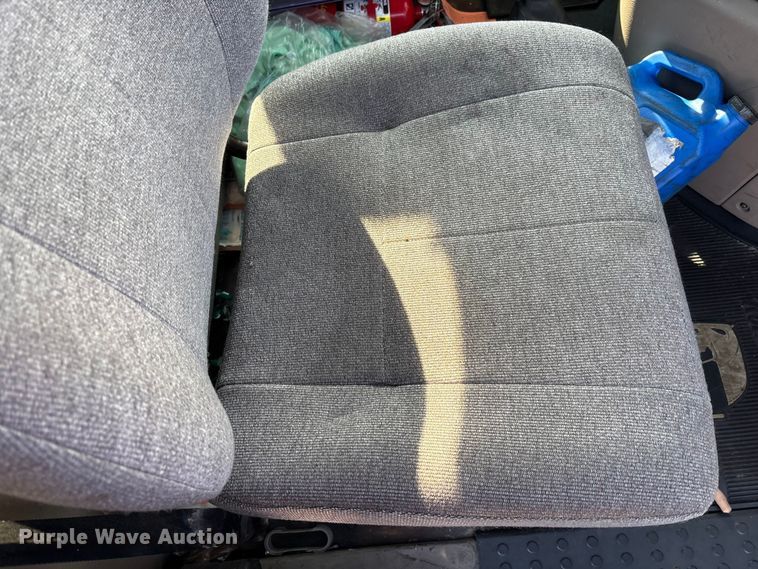 image for item FK1181 2012 Freightliner Cascadia semi truck