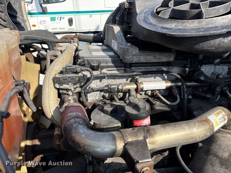 image for item FK1181 2012 Freightliner Cascadia semi truck