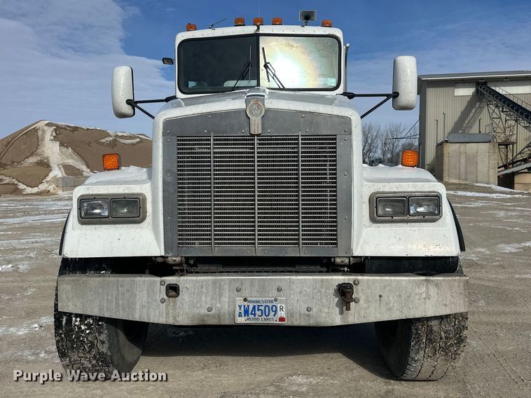 image for item FK1587 2000 Kenworth W900 ready mix truck