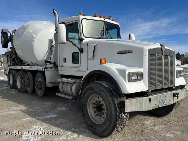 image for item FK1587 2000 Kenworth W900 ready mix truck