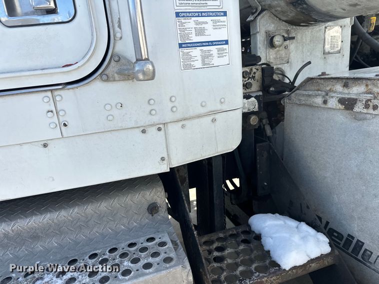 image for item FK1587 2000 Kenworth W900 ready mix truck