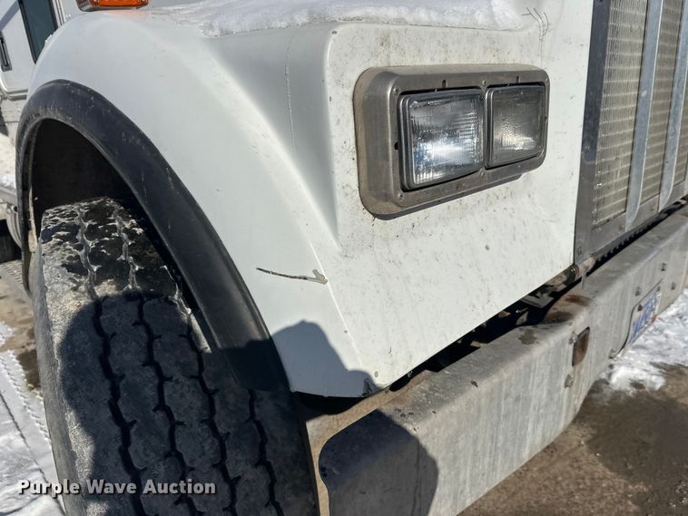 image for item FK1587 2000 Kenworth W900 ready mix truck