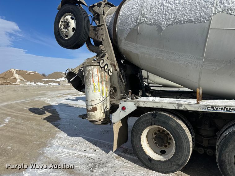 image for item FK1587 2000 Kenworth W900 ready mix truck