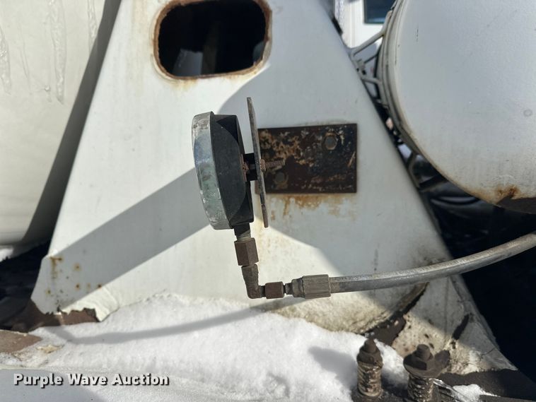 image for item FK1587 2000 Kenworth W900 ready mix truck