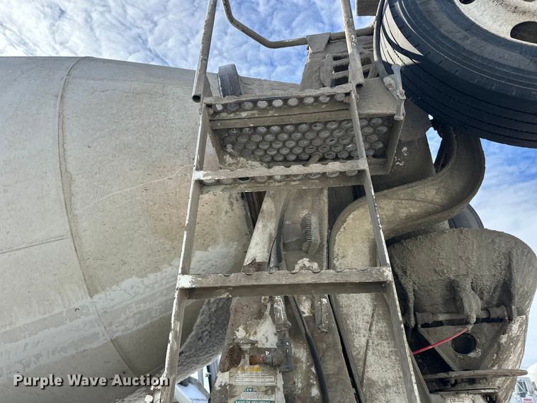 image for item FK1587 2000 Kenworth W900 ready mix truck