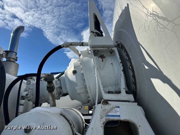 image for item FK1587 2000 Kenworth W900 ready mix truck