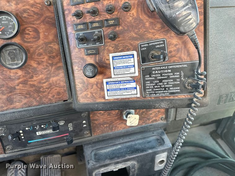 image for item FK1587 2000 Kenworth W900 ready mix truck