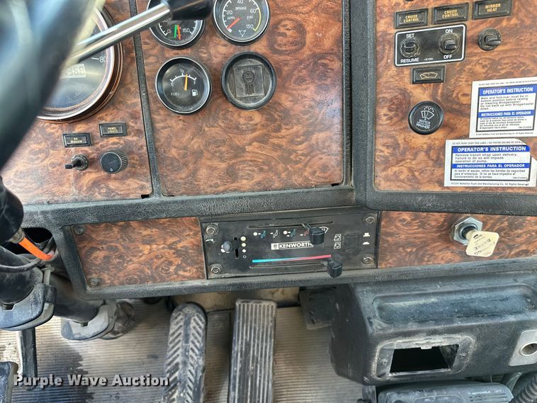 image for item FK1587 2000 Kenworth W900 ready mix truck