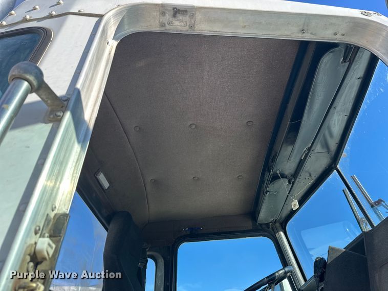 image for item FK1587 2000 Kenworth W900 ready mix truck