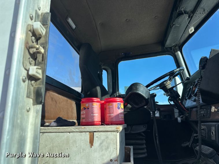 image for item FK1587 2000 Kenworth W900 ready mix truck