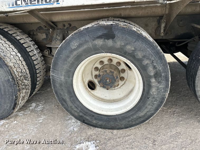 image for item FK1587 2000 Kenworth W900 ready mix truck