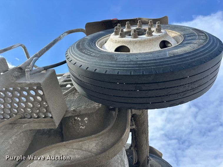 image for item FK1587 2000 Kenworth W900 ready mix truck